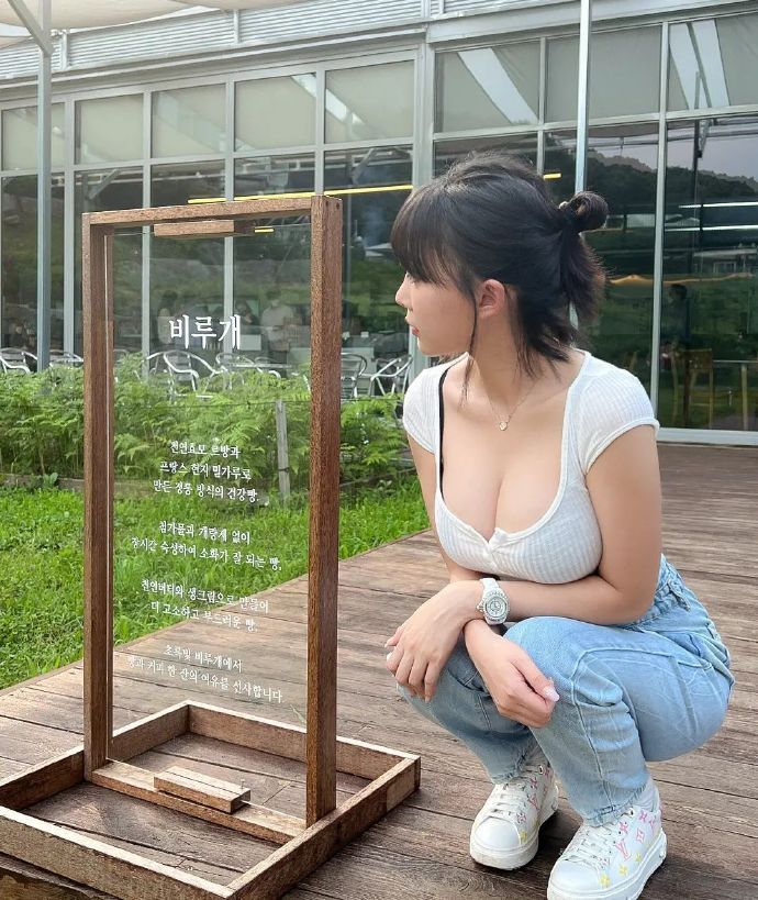 高清色调下的科幻